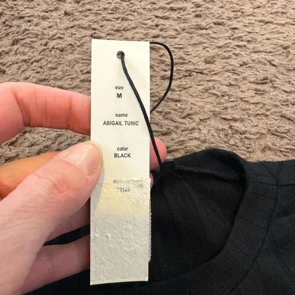 WALTER BAKER Black Abigail Sleeveless Tunic Shirt Top Knit Size M NEW - Picture 8 of 8